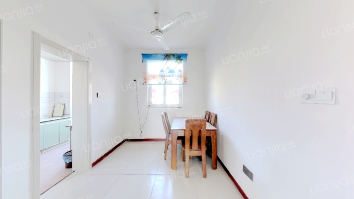 人行宿舍二手房实景图