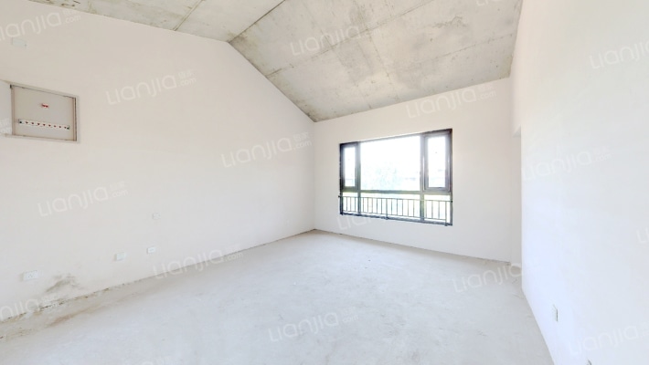 牛驼温泉孔雀城叠泉苑二手房实景图