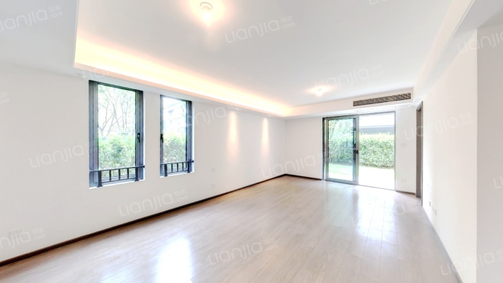 香岸云栖燕庐二手房实景图