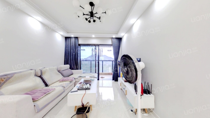 前海时代广场二手房实景图