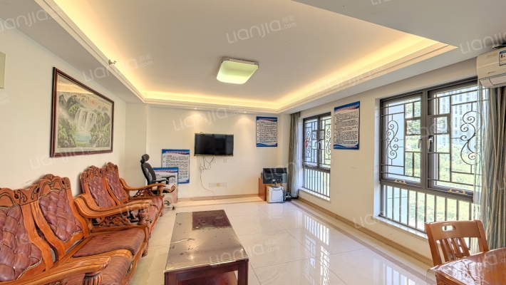 万科城商业街二手房实景图