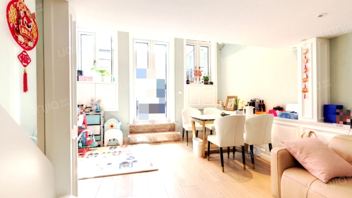 兴安路141弄二手房实景图