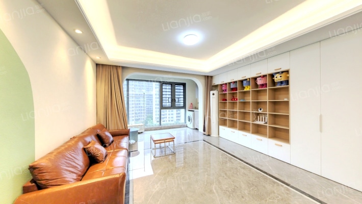 越秀亲爱里二手房实景图