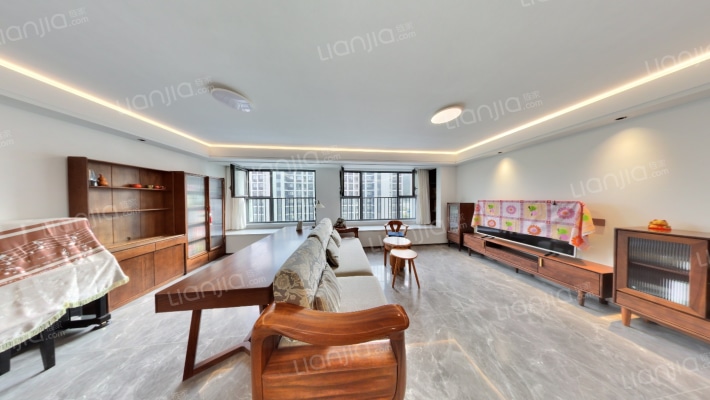 中海寰宇时代二手房实景图