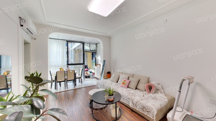 棠湖南路二段129号二手房实景图