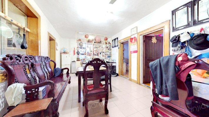 彩香一村五区二手房实景图