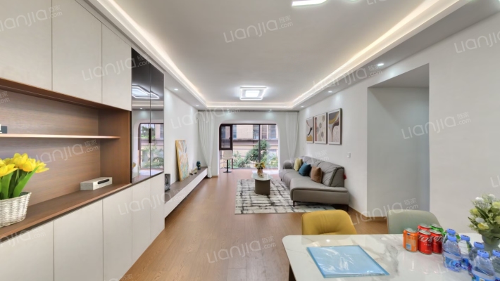 吾悦华府二手房实景图