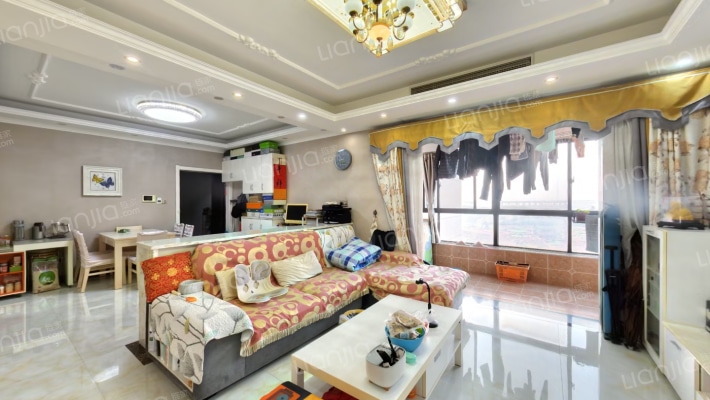 港湾江城二手房实景图