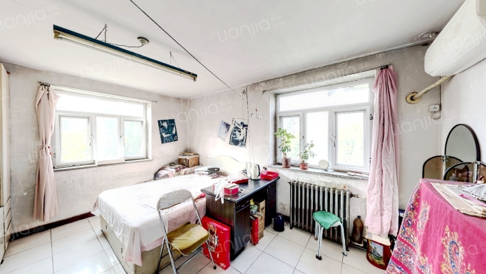 建红里二手房实景图