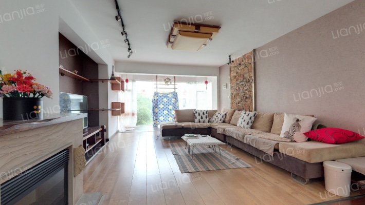 香格里拉 · 盛景小区二手房实景图