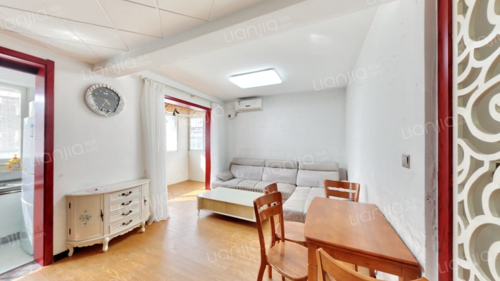 七彩生活二手房实景图