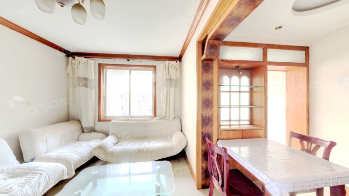 日新石油生活小区二手房实景图