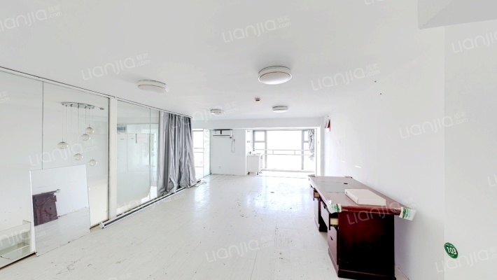 先锋广场二手房实景图