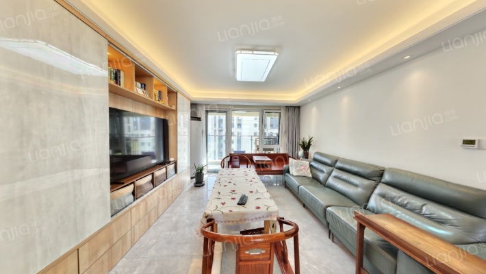 万科山望二期二手房实景图