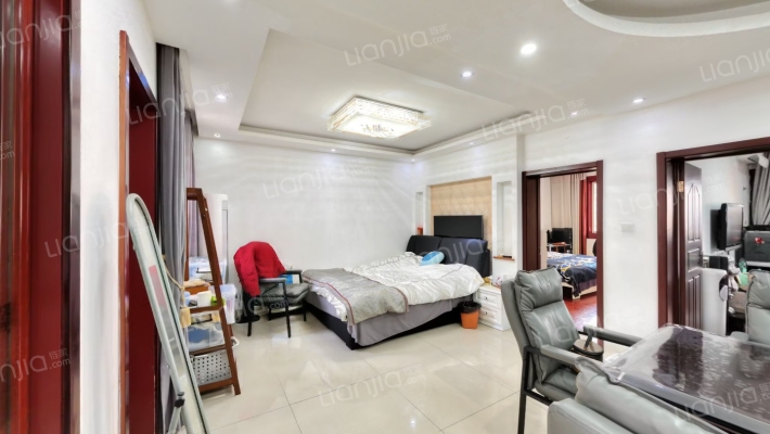 东泰花苑二手房实景图