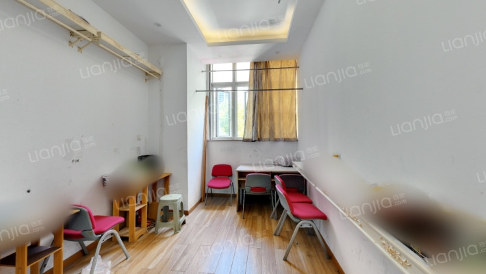 银河商务公馆二手房实景图