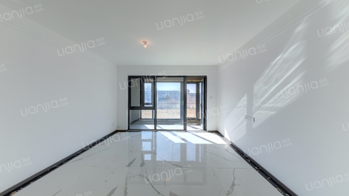 碧桂园·翡翠郡二手房实景图