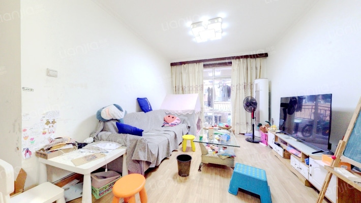 天地芳苑二手房实景图