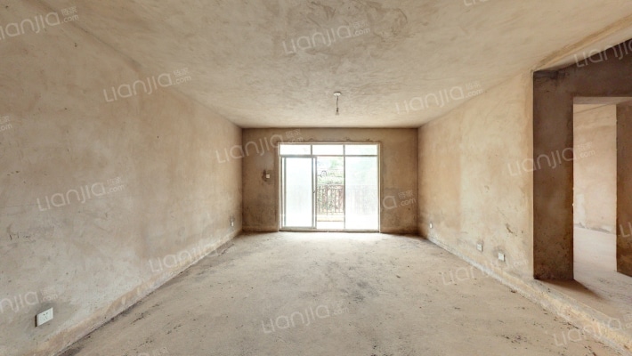 金林碧水小区二手房实景图