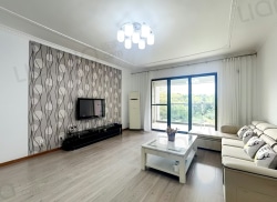 整租·英郡一期 3室2厅 东南_英郡一期租房