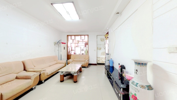 糖茶站宿舍二手房实景图