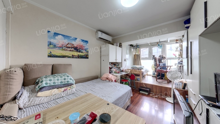 设计师广场二手房实景图