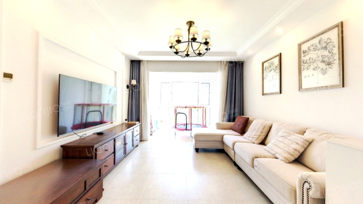 亿达普罗旺斯三期二手房实景图