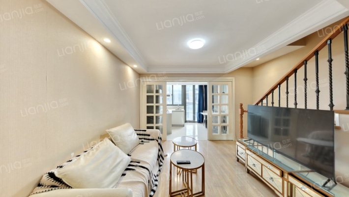 世嘉君座二手房实景图