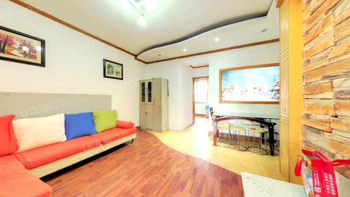 虹苑新寓四村二手房实景图