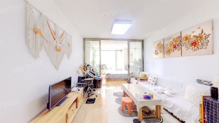 金色年华公馆二手房实景图