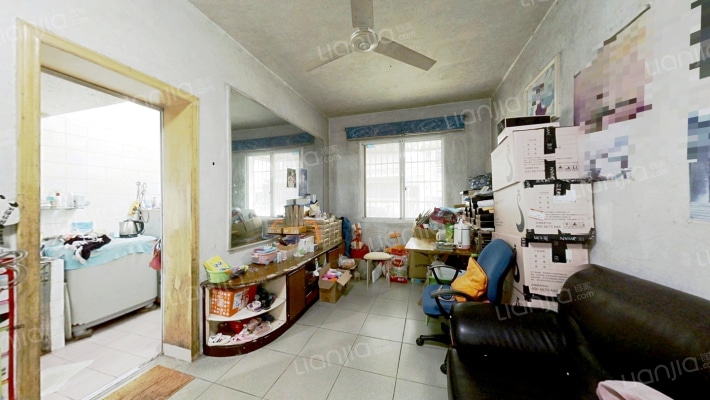 化工原料厂宿舍（文教路660号）二手房实景图