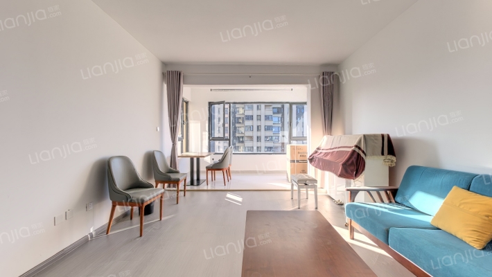 国贸天成二手房实景图