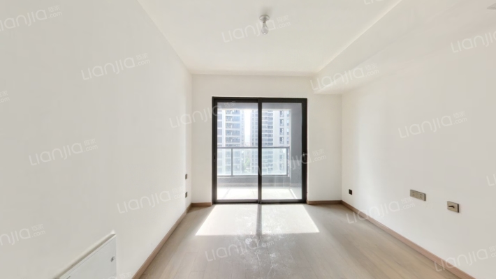 旭辉瓯江城二手房实景图