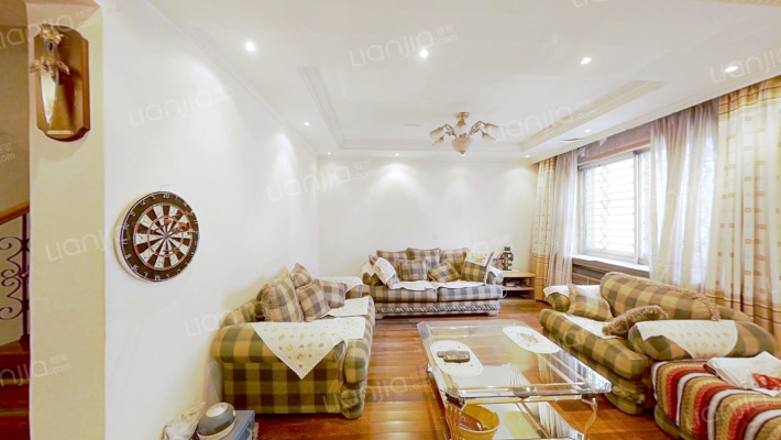 长城铭苑二手房实景图