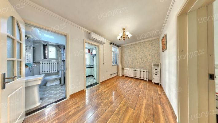 金晶大道东一街二手房实景图