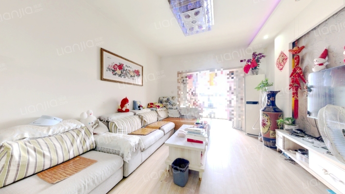 楠域丽景二手房实景图