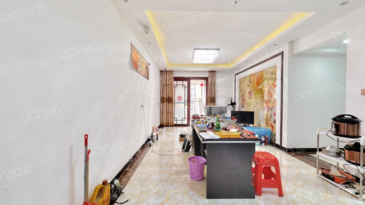 海锦香槟小镇二手房实景图