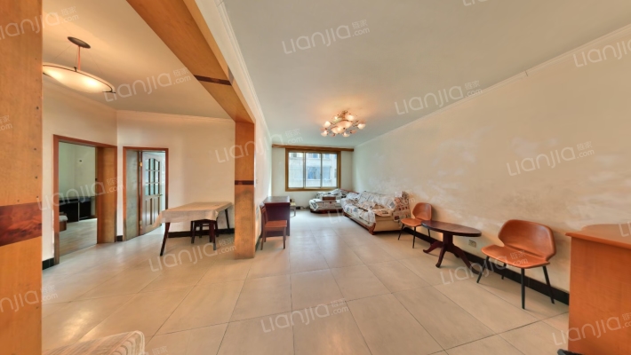 湖滨路352号二手房实景图