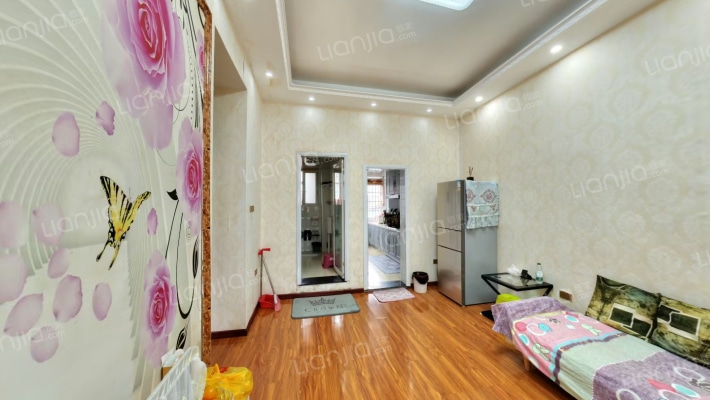 同岗里73号二手房实景图