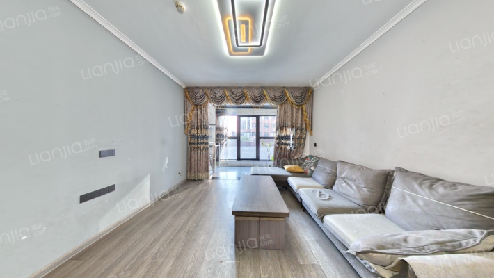 蓝山玖玥二手房实景图