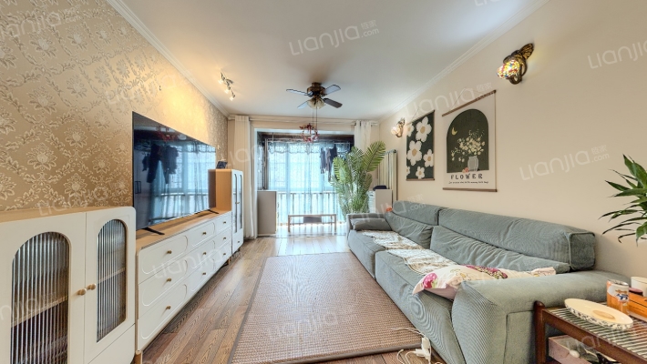 麓景嘉园北里二手房实景图