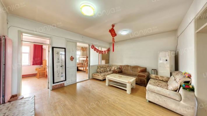 英雄山路52号二手房实景图