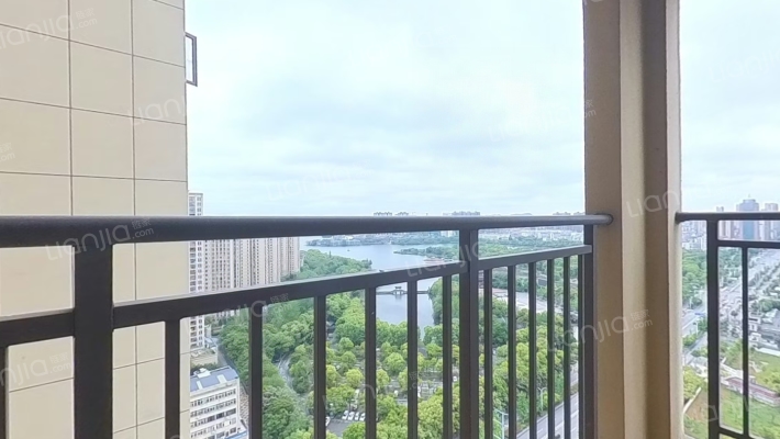 西湖华府二手房实景图