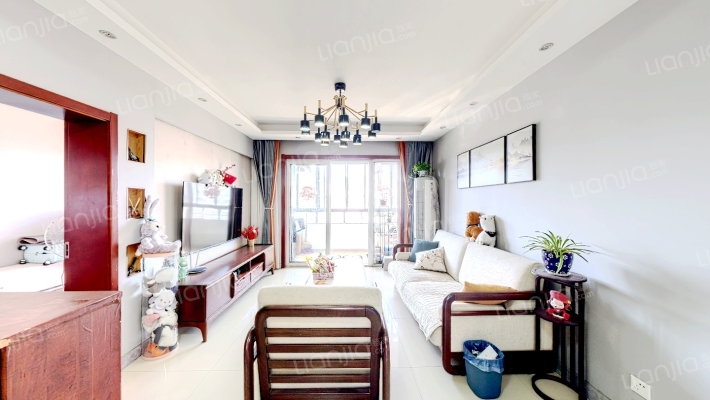 圣地雅阁A区二手房实景图