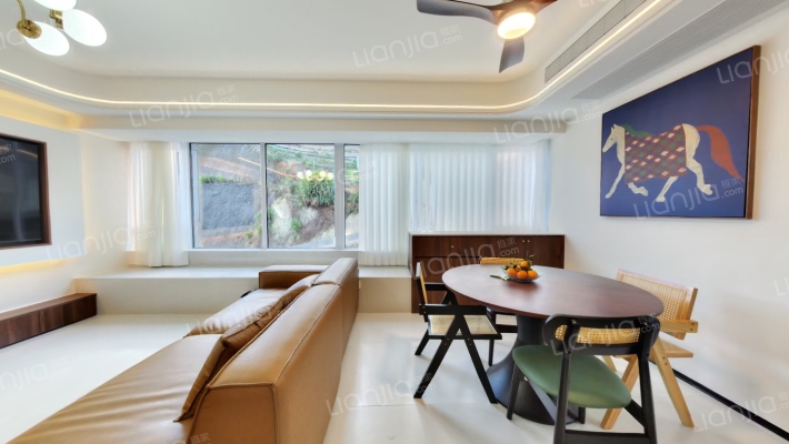 西径晓风苑二手房实景图