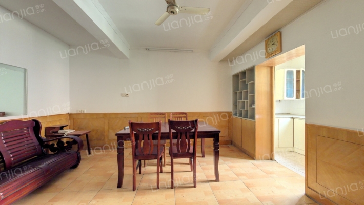 解放二村乐安里小区二手房实景图