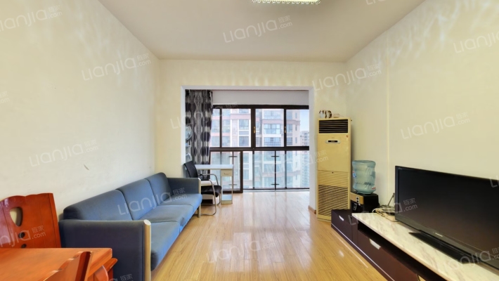 地铁首座二手房实景图