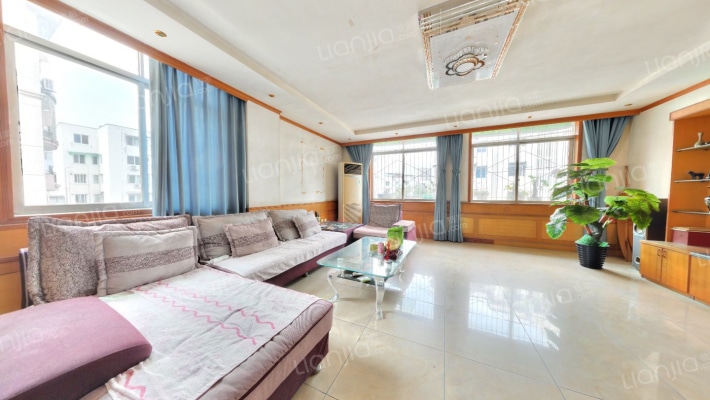 爵士楼小区二手房实景图