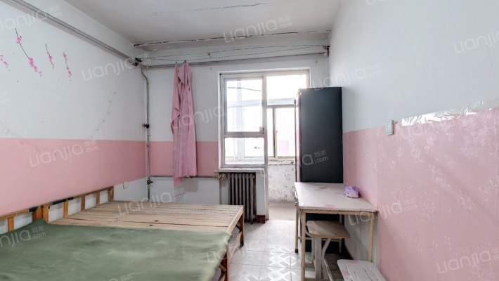 半导体宿舍二手房实景图