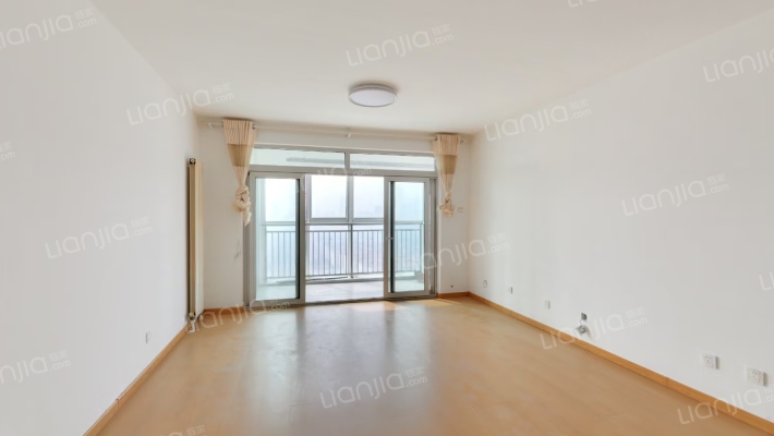 国际城名苑二手房实景图